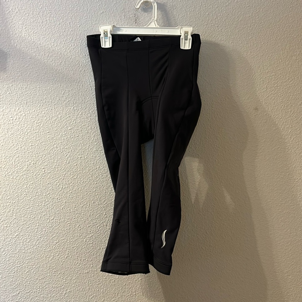 She Beest padded capri pants size small